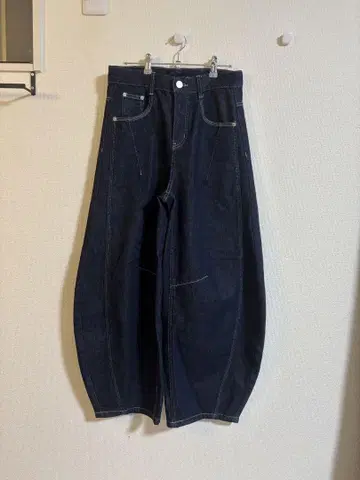 지하인 스티치 벌룬 인디고 데님
