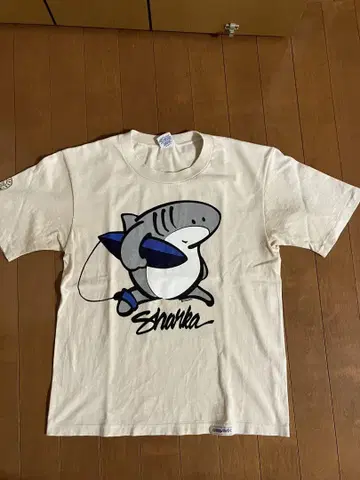 크레이지 셔츠 샤카 샤크 프린트 티셔츠 S 사이즈
