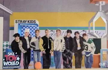 StrayKids 2024TOY WORLD 집합 스티커 OFF) E상