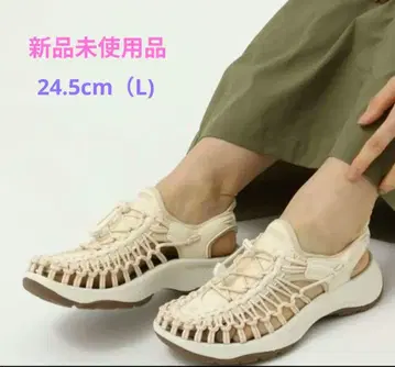 KEEN 유니크 AT 화이트 L 사이즈 24.5cm 실물 사진 있음
