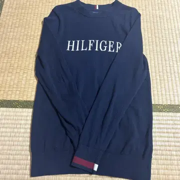 Tommy Hilfiger 네이비 스웨터 S 사이즈