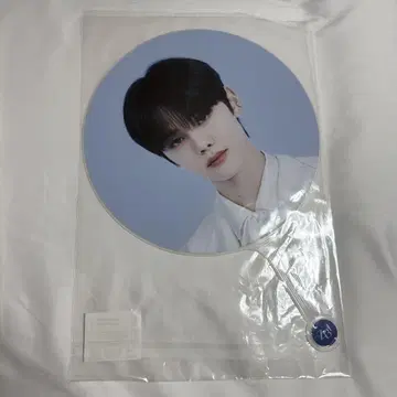 김규빈 펜네이비 부채