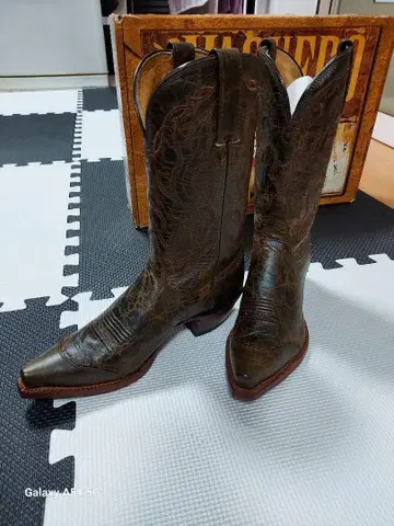 브라운 자수 웨스턴 부츠