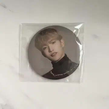 SEVENTEEN 도겸 incomplete 온콘 캔뱃지