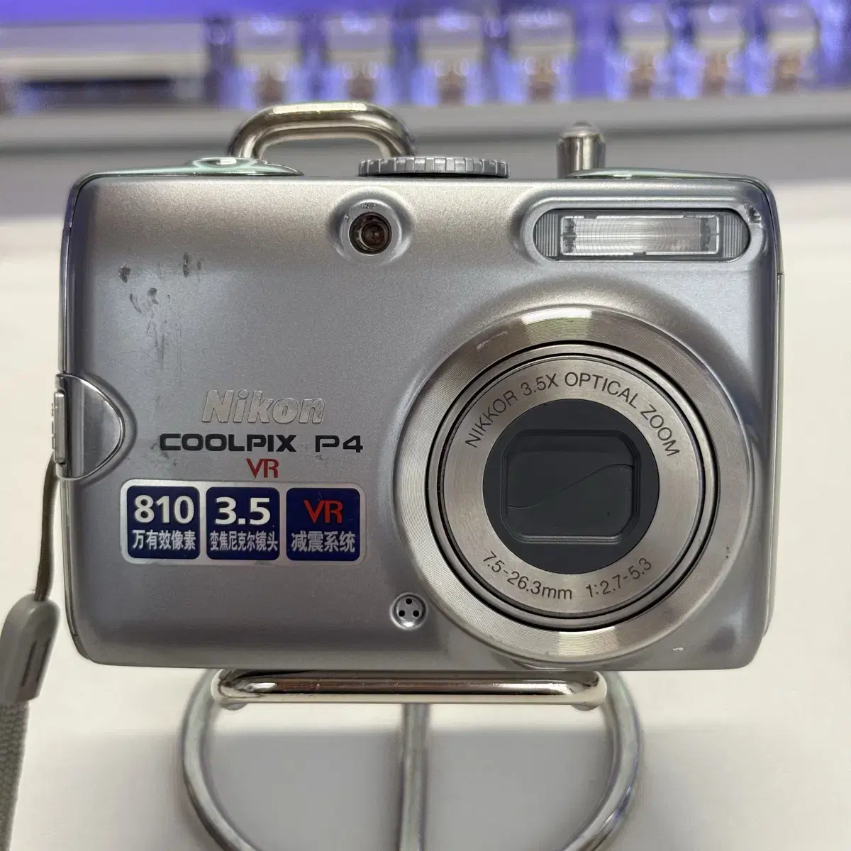 【美品】ニコン NIKON COOLPIX P4 VR Amazon.com : Nikon Coolpix P4 8.1MP Digital Camera with 3.5x