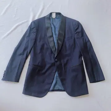 1회만 짧은 시간 사용 아자부 테일러 턱시도 자켓