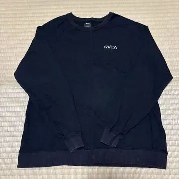 RVCA 블랙 맨투맨 S 사이즈
