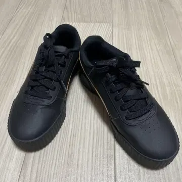 Puma 블랙 골드 스니커즈