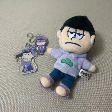 오소마츠 군 봉제 인형과 키링 세트