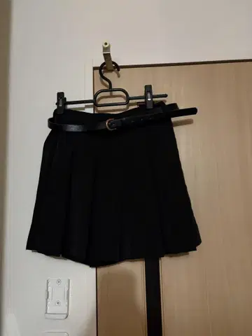 블랙 플리츠 스커트 L 사이즈 벨트 포함