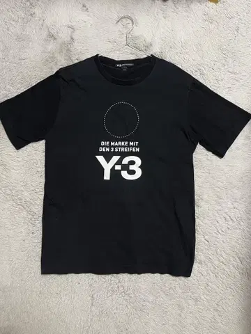 Y-3 자수 블랙 티셔츠 L 사이즈