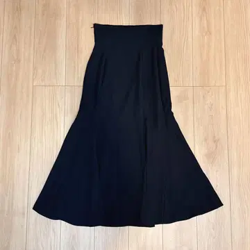 SNIDEL 헴 플레어 머메이드 스커트 블랙