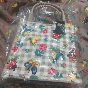 새상품 페이러 하이디 체크 백