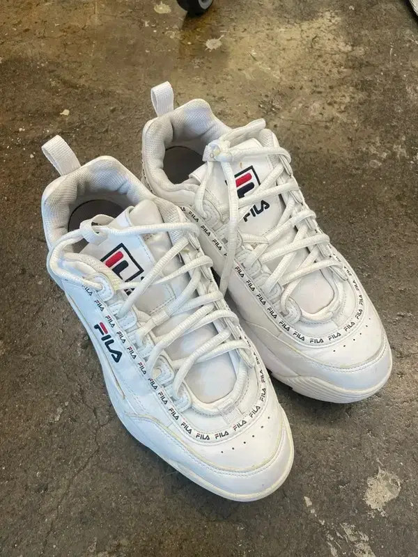260 Fila Disruptor 2 Tapy Tape Sneakers