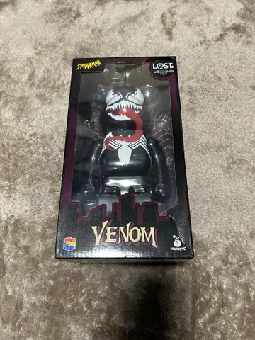 베어브릭 400% VENOM 피규어