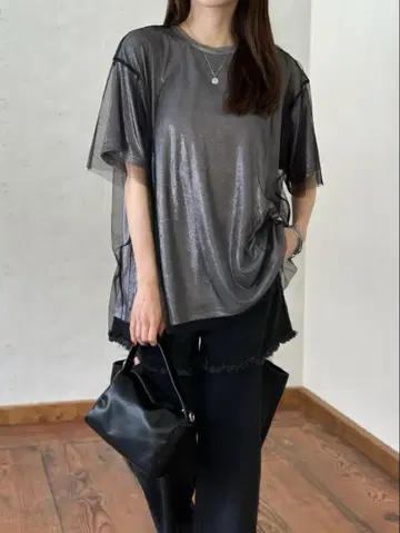 츄르 도킹 메탈릭 티셔츠 완판템