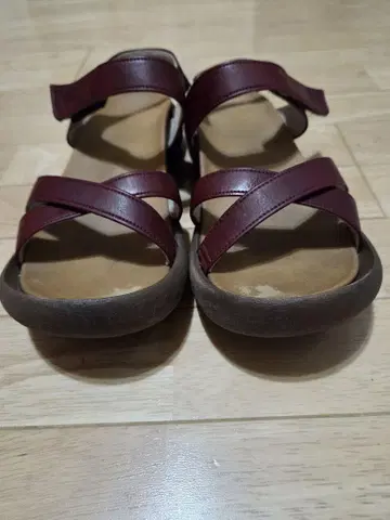 레게타카누 샌들