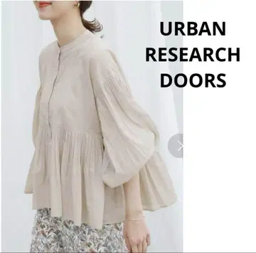 URBAN RESEARCH DOORS 코튼 보일 개더 블라우스