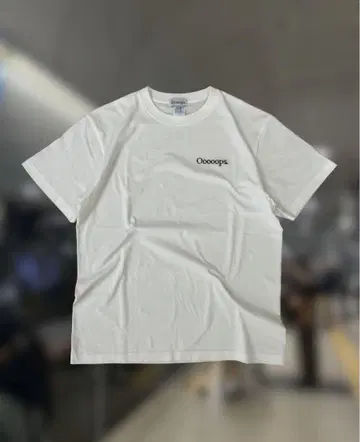 Ooooops 화이트 로고 티셔츠 M