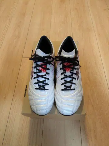 Umbro 엄브로 축구 스파이크