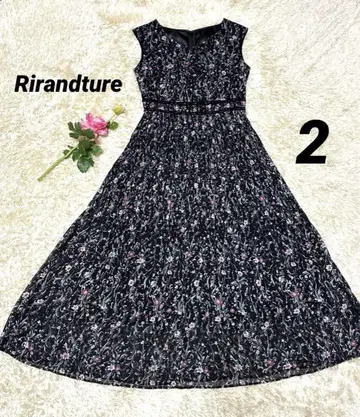 Rirandture 에어리 플리츠 꽃무늬 롱 원피스 슬리브리스 2