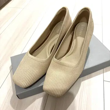 Vivaia 펌프스 25.5cm