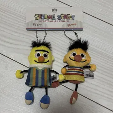 세서미 스트릿 어니 버트 키링 USJ 한정판