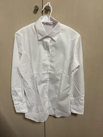 화이트 긴팔 버튼 셔츠 suit select