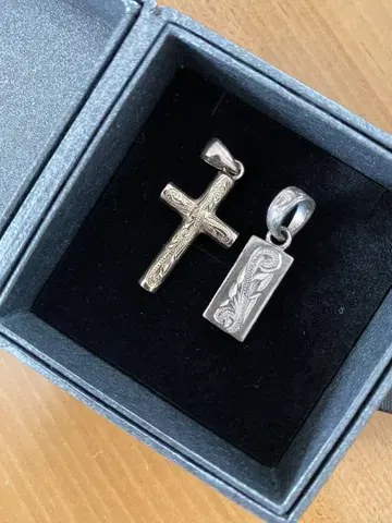 하와주 실버 크로스 펜던트와 플레이트형 펜던트