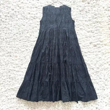 Merlette CHELSEA 슬리브리스 원피스 자수 5주년 기념 네이비