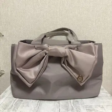 Couture Brooch 쿠튀르 브로치 리본 토트백 핑크