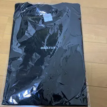 jjj MAKTUB 블랙 L 티셔츠 미개봉