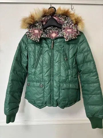 폴스미스 여성용 다운 자켓 후드 부착