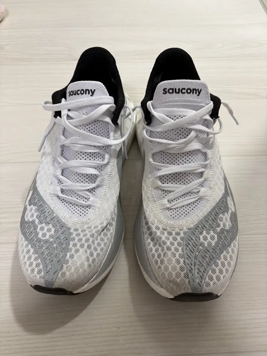 Saucony Endorphin Pro 4 265