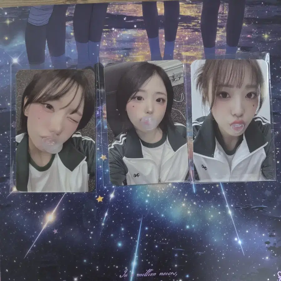 QWER | 큐더블유이알 QWER Hina photocard #QWER,#히나,#qwer
