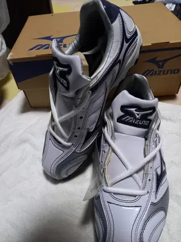 Mizuno 스파이크 슈즈 화이트/네이비