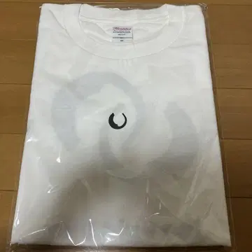 jjj light tour 흰색 화이트 로고 티셔츠 M 사이즈