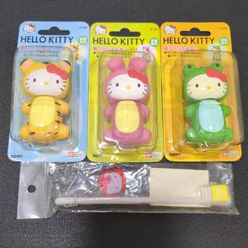 헬로키티 칫솔&칫솔 홀더 4개 세트