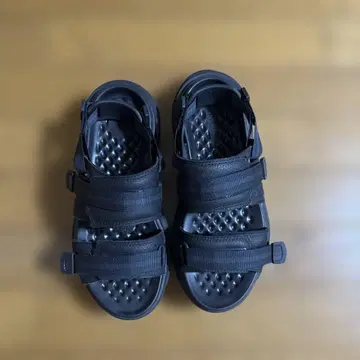 컨버스 통굽 랜스터 유틸리티 샌들 블랙 A06480C