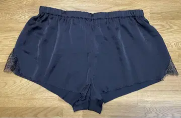 빅토리아시크릿 블랙 숏팬츠 페티코트 이너 팬츠 XS