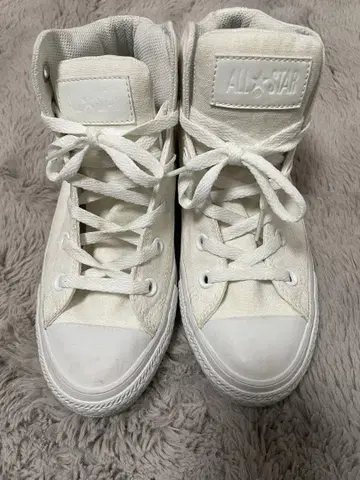 All Star 화이트 하이컷 스니커즈