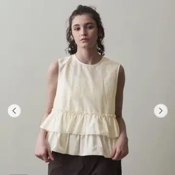 STEVEN ALAN 글리터 프릴 슬리브리스 블라우스