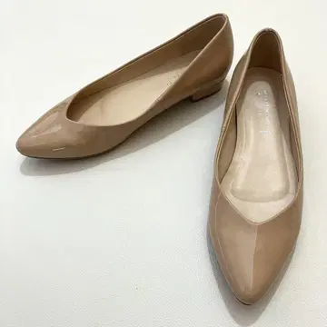 모드 에 자코모 카리노 미사용급 스틸레토 에나멜 펌프스