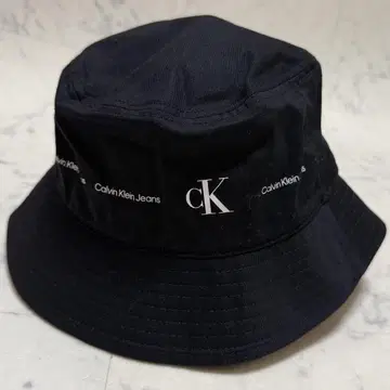CALVIN KLEIN JEANS 버킷 햇 CK