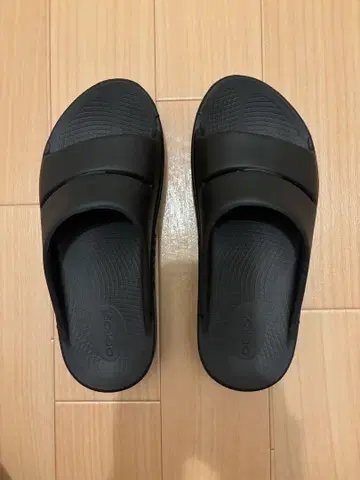 OOFOS 우포스 OOahh 리커버리 샌들