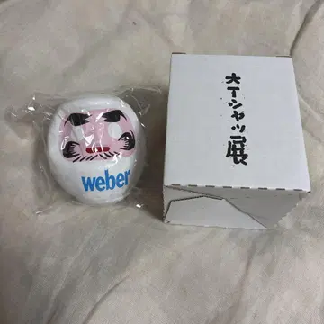 웨버 대형 티셔츠 전시회 달마