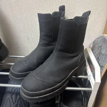 블랙 사이드 고어 부츠 합성 피혁