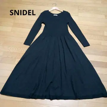 SNIDEL 롱 니트 원피스 A 라인 라운드 넥 블랙