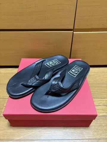 ISLAND SLIPPER 블랙 플립플롭 샌들