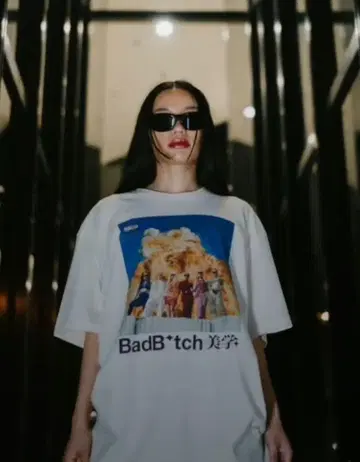 Awich Bad Bitch 미학 Remix Tee M 사이즈